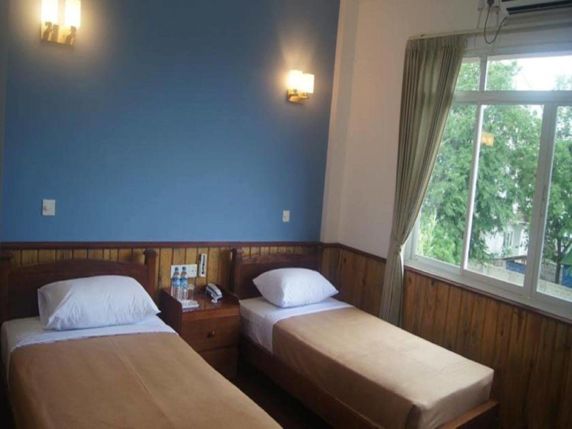 Yar Pyae Hotel Nyaung Shwe Exterior photo