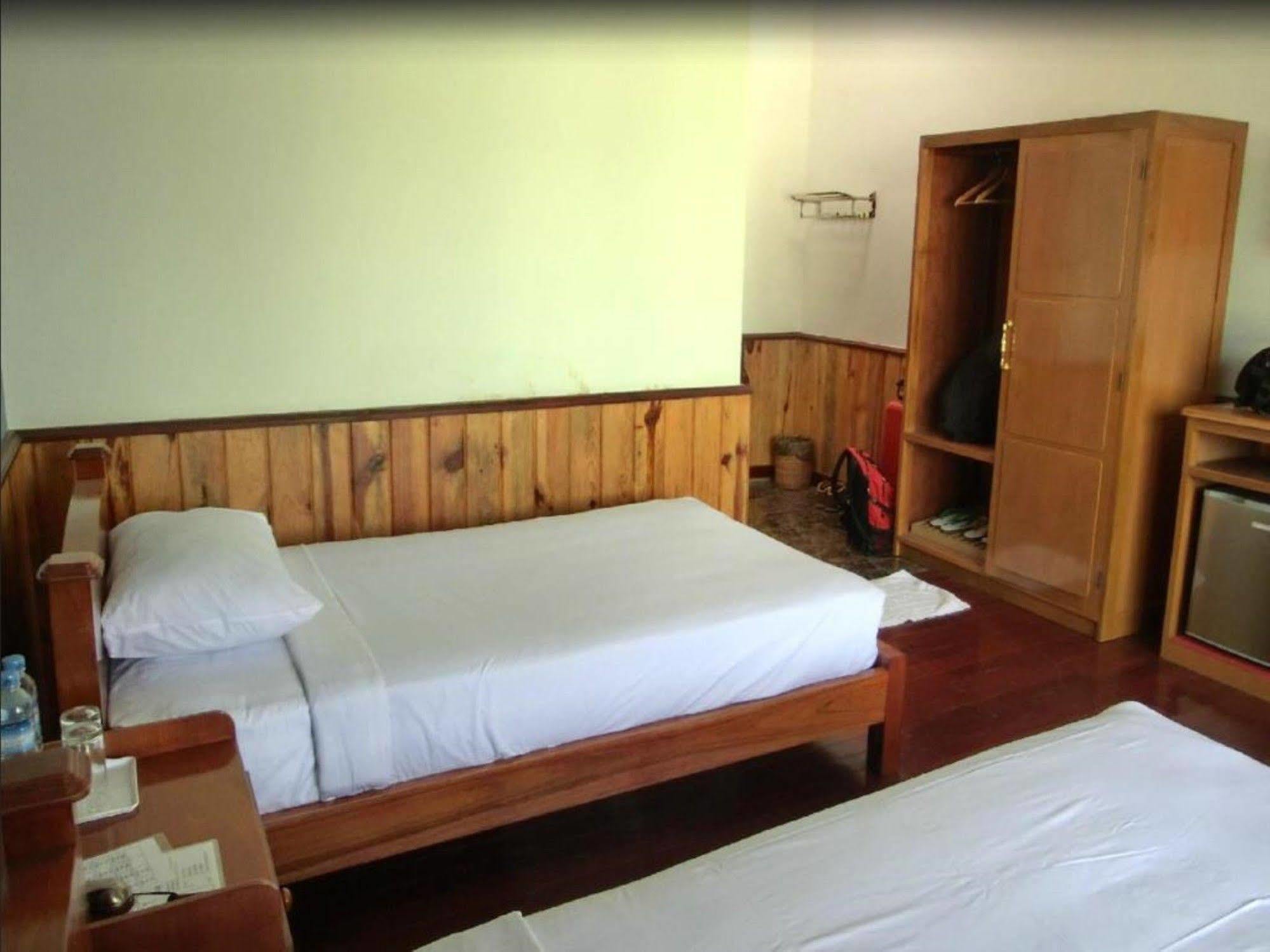 Yar Pyae Hotel Nyaung Shwe Exterior photo
